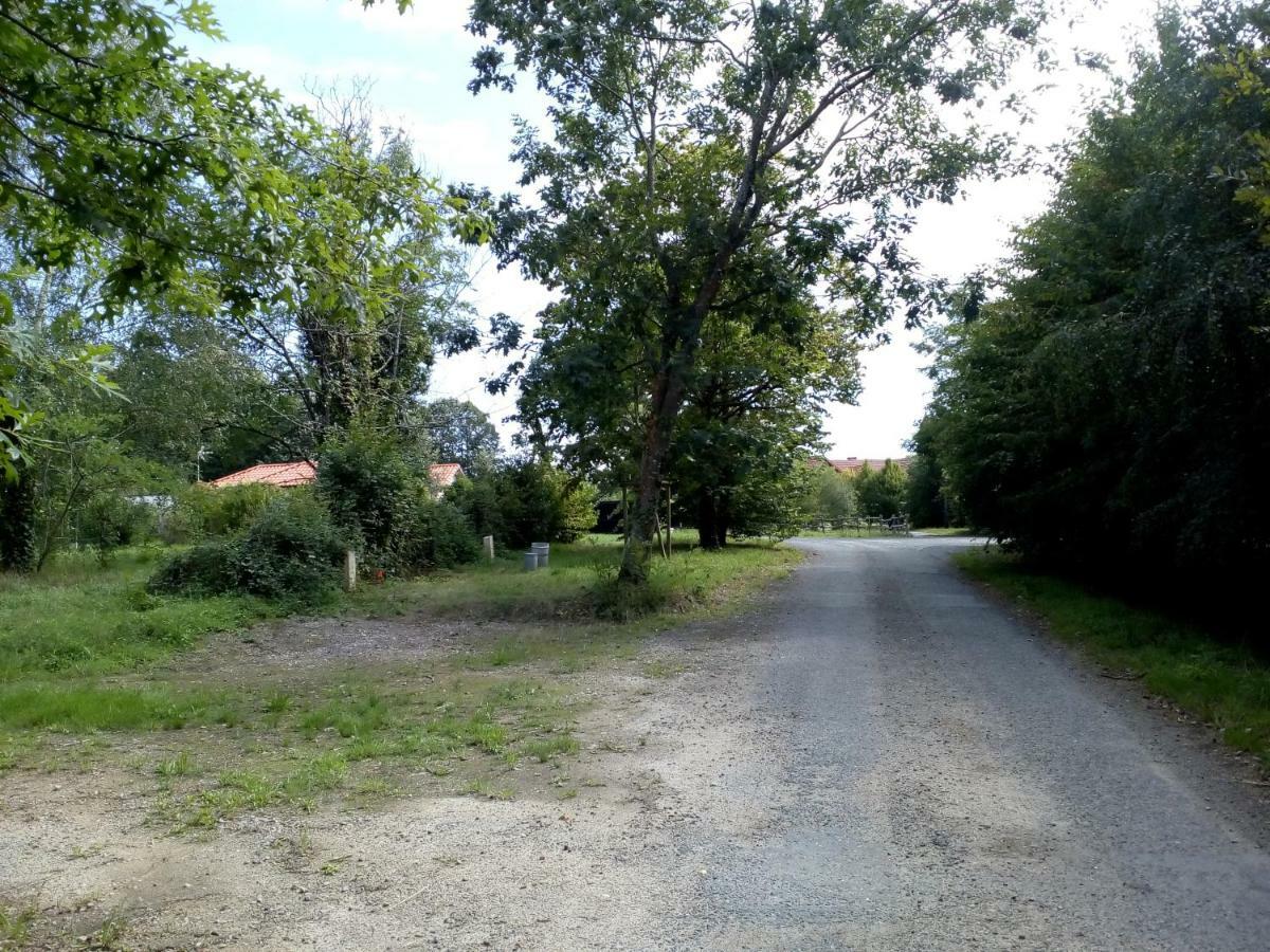 Les Achards  Villa D'Eau Douce מראה חיצוני תמונה
